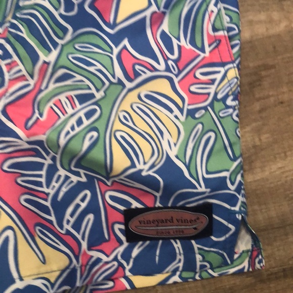 Vineyard Vines Swim Trunks - Picture 2 of 4